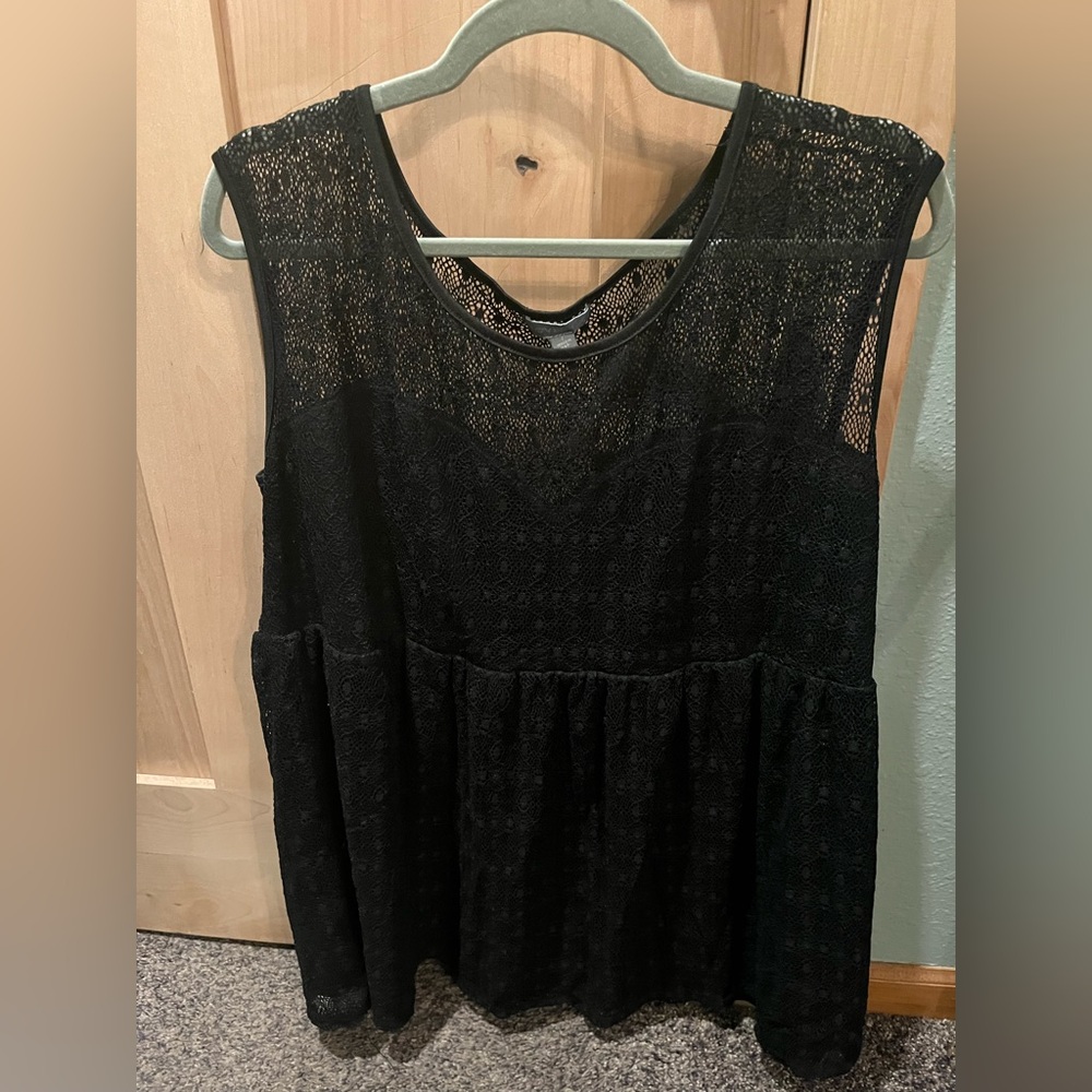 Lovesick by Torrid size 2 black lace shirt